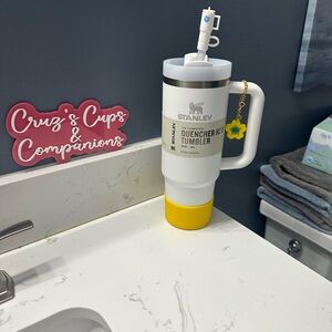 Stanley 30 oz Yellow Accessories Set